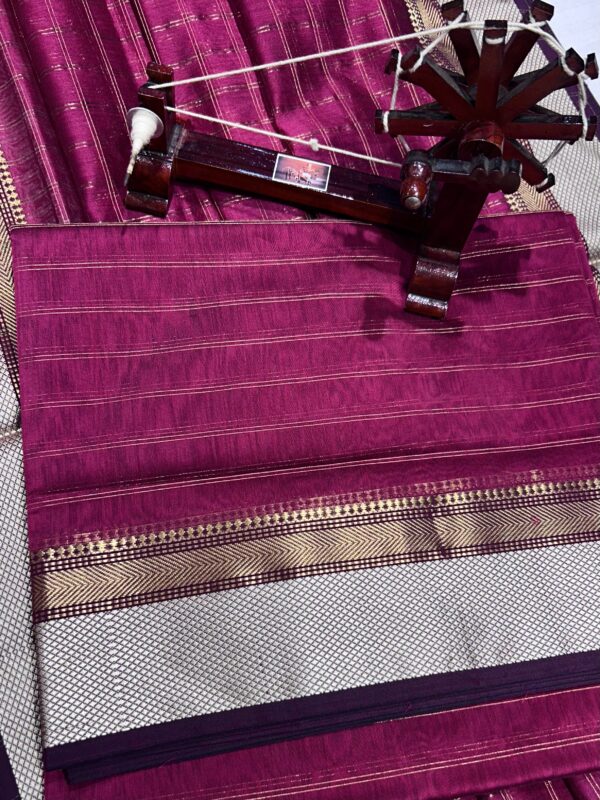 Maheshwari Handloom Top Dupatta – Jari Checks Design