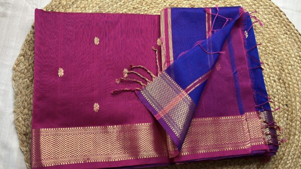 Maheshwari Handloom Jari Buti Saree