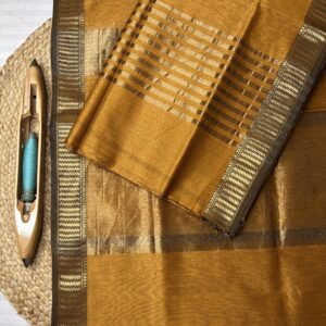 Maheshwari Traditional Jari Strips Top–Dupatta