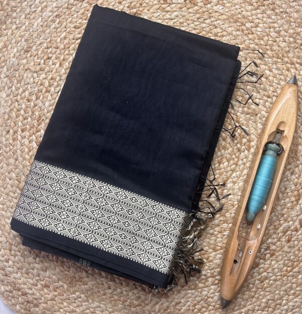 Maheshwari Resham Border Saree