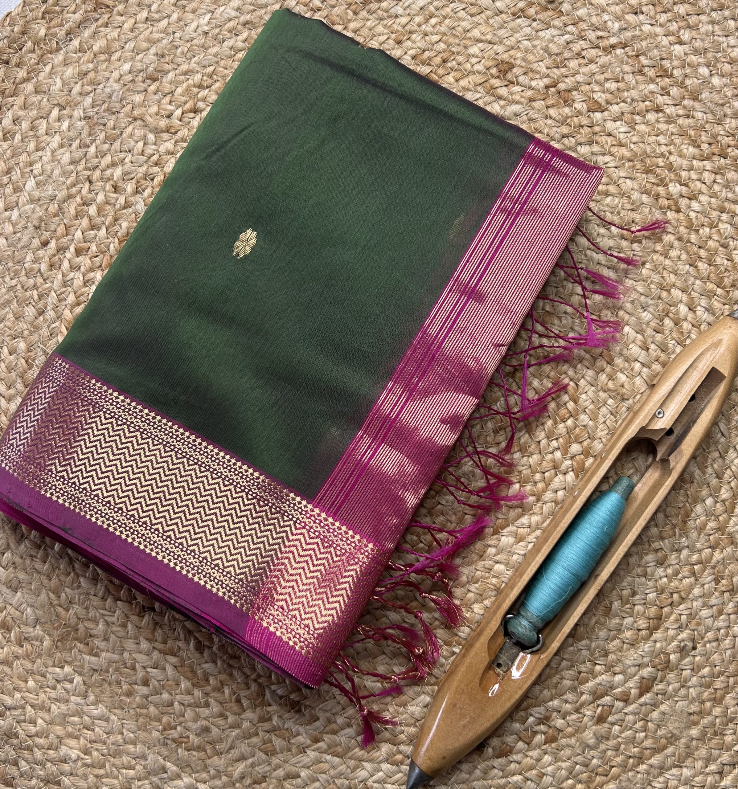 Maheshwari Handloom Jari Buti Saree