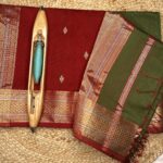 This Maheshwari Jari Border Buti Saree is a timeless handloom creation from Maheshwar, Madhya Pradesh. Woven in a premium silk-cotton blend, the saree offers a perfect balance of comfort, sheen, and graceful drape.