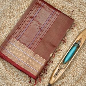 Maheshwari Jari Border Buti Saree