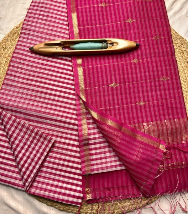 Maheshwari Checks Saree with Buti Palla