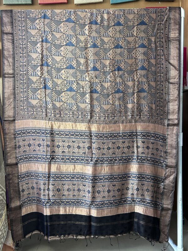 Maheshwari Handloom Silk Cotton Ajrak Print Saree