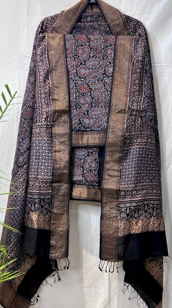 Maheshwari Handloom Ajrakh Suit