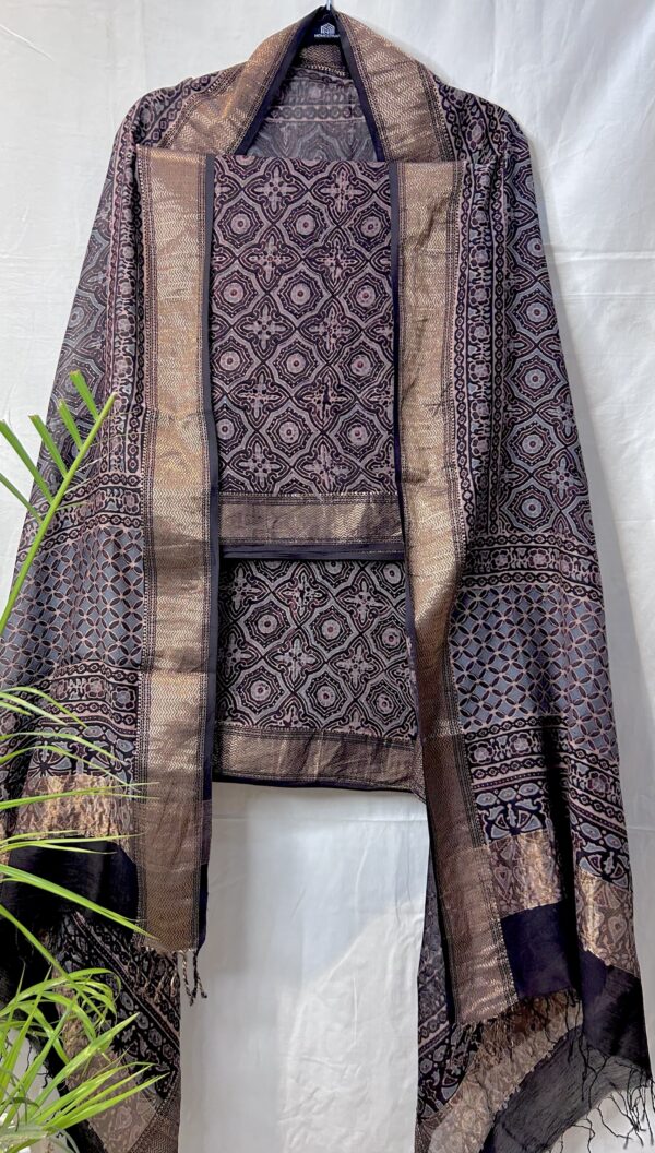 Maheshwari Handloom Ajrakh Print suit