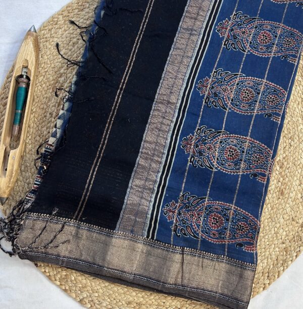 Maheshwari Handloom Silk Cotton Ajrak Print Saree